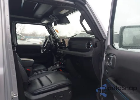 2024 Jeep Wrangler 4Xe Summit 4Xe from USA, damaged, VIN 1C4RJXU69RW184344